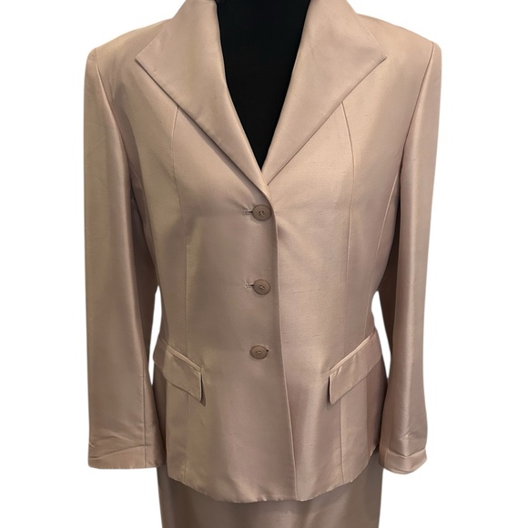Vintage 100% Silk Kasper Cream Suit. Size 10 - Picture 3 of 8